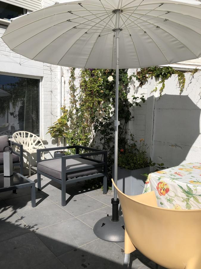 Guesthouse Poppies , Free Parking オステンド エクステリア 写真
