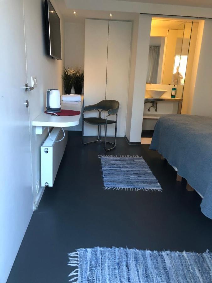 Guesthouse Poppies , Free Parking オステンド エクステリア 写真