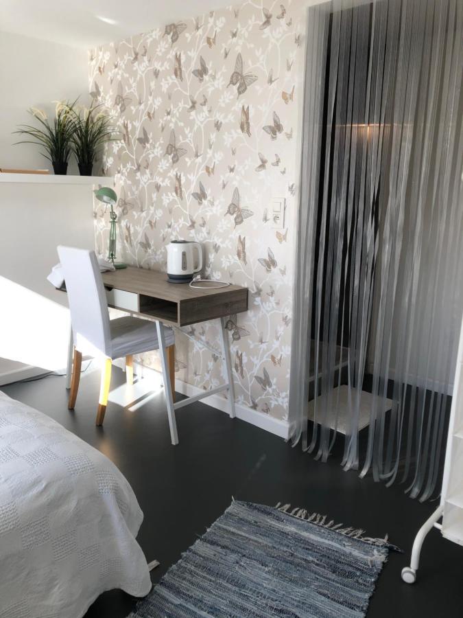 Guesthouse Poppies , Free Parking オステンド エクステリア 写真